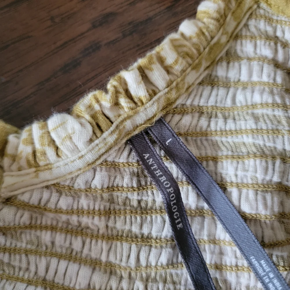 Anthropologie‎ Cotton Seersucker Smocked Puff-Sleeve Crop Top Large Chartreuse - Picture 13 of 15